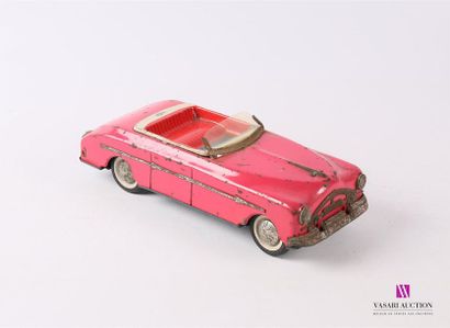null E. FLIMLESEZ
Cabriolet en tôle de couleur rose 
(manques, usures et oxydations)
Long....