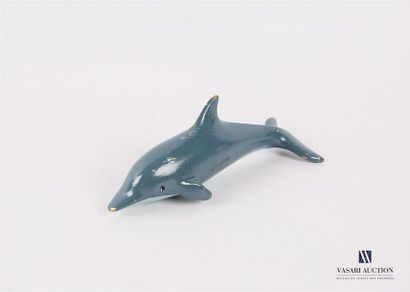 null Sujet en bronze peint figurant un dauphin.
(rayures et sauts de peintures)
Long....