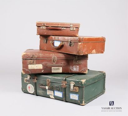 null Lot de trois valises de voyage et un cartable en cuir