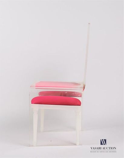null Chaise en altuglas à décor imprimé d'une chaise Louis XVI
XXème siècle
(usures)
Haut....