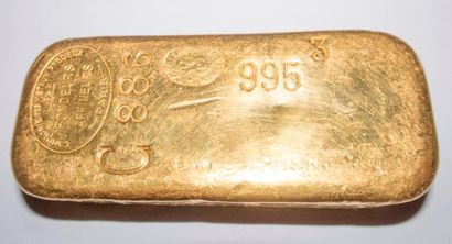 null Lingot d'or numéro C 886, essayeur J. Voisin, sans bulletin d'essai, 995.3 grammes...