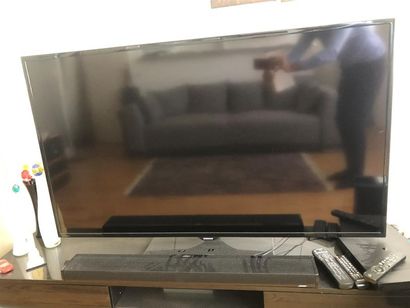 null téléviseur SAMSUNG, écran plat, 155 cm et télécommande

frais judiciaire, vendu...