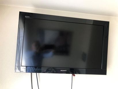 null téléviseur SONY, mural, écran plat, 80 cm + télécommande

frais judiciaire,...