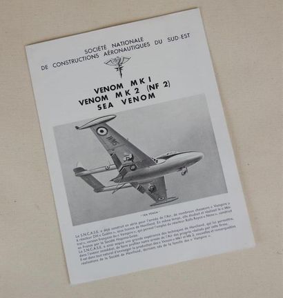 null Bord d'attaque de VENOM MK2 " Vampire ",
En métal aviation peint avec pochoir...