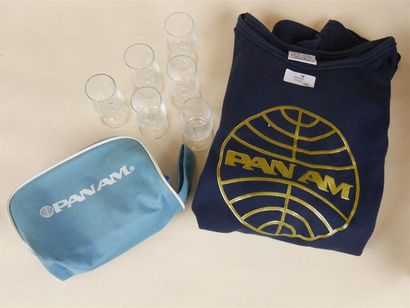 null Compagnie PANAME : un tee-shirt, une trousse de toilette, et 6 verres à liqueur...