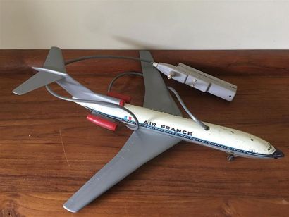 null Avion jouet Boeing B727 - 200 Air France, en tôle lithographiée et plastique...