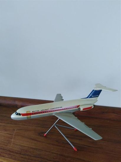 null Maquette d'agence du lireacteur BAC 111
Aux couleurs de la BAC One-Fleven
Fabrication...