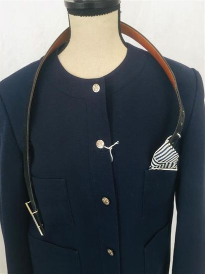 null Tenue hiver d'hôtesse Air France
Création Carven vers 1987, comprenant une veste,...