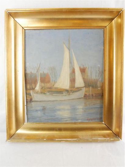 null LYNGBO Christen (1871-1968)
Le voilier
Huile sur toile
Signée en bas à droite...