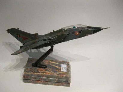 null Maquette. Tornado 6 - 83 Italie : die cast peint à ailes à géométrie variable,...