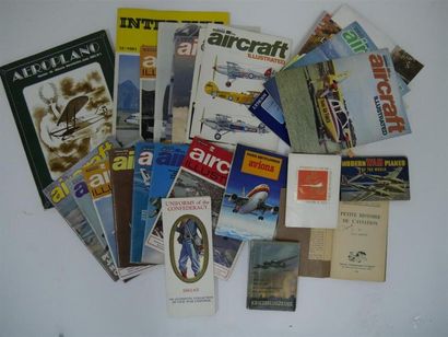 null Un lot de livres brochés et revues sur l'aviation dont KRIEGSFLUGZUGE de 1942
27...