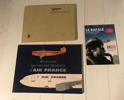 null Lot comprenant : 
- un DVD "Le Rafale"
- un catalogue Air France 
- un livret...