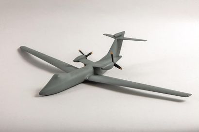 null Maquette. Drone Telemos Dassault Aviation et BEA Systems en résine sur socle....