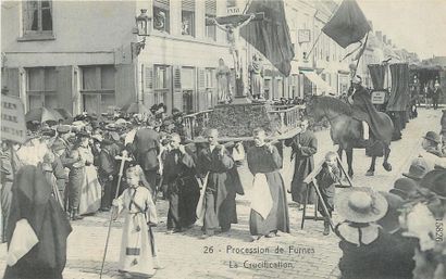 null 16 CARTES POSTALES BELGIQUE : Sélection. "2cp-Procession de Furnes : La Cour...