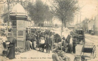 null 12 CARTES POSTALES LES MARCHES: Sélection Tours. "La Place de Beaume un jour...