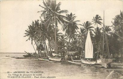 null 8 CARTES POSTALES LES ILES : Petite Sélection." Tahiti-Papeete-Arrivée du courrier,...