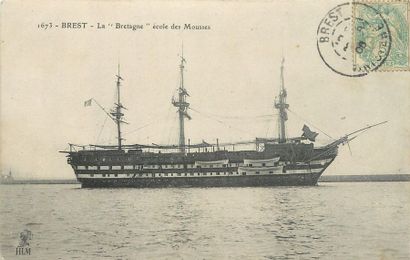 null 43 CARTES POSTALES MILITARIA : Majorité La Marine et qqs Divers. Dont" Brest-La...
