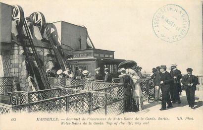 null 118 CARTES POSTALES BOUCHES DU RHONE : Majorité Marseilles et qqs divers. Dont"...