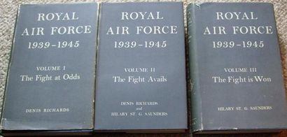 null Livre (3). Denis RICHARDS et Hilary St. G. SAUNDERS. Royal Air Force, 1939-1945....
