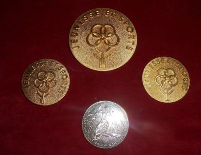 null Ensemble de 4 Médailles. Cie Générale d'Electricité par Corbin 1898-1973 et...
