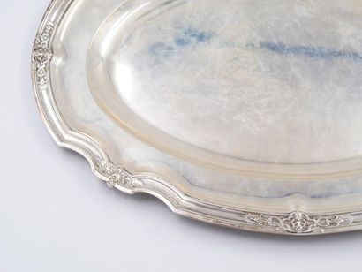 null Oval dish in 950 sterling silver, model with friezes of interlacing, shells...