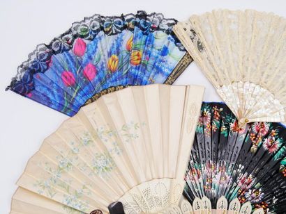 null Set of six fans including one in mother-of-pearl and lace. A brown tortoiseshell...