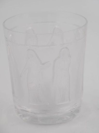 null LALIQUE France :
Suite de cinq verres à whisky d'après un modèle de Marc LALIQUE...