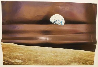 null 5 POSTERS : De la Terre à la Lune. Divers formats. Dont "Earth, view from Apollo...