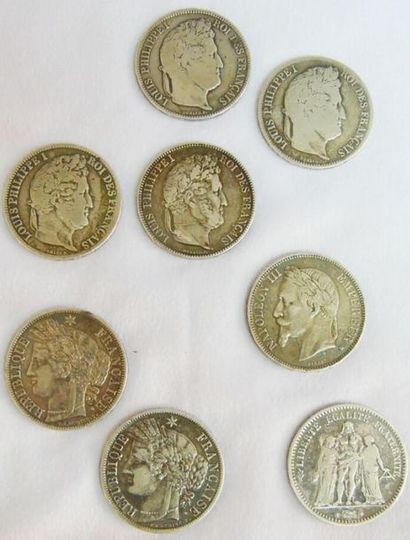 null 4 pièces de 5 Francs Louis Philippe I, Argent.
1831 et 1833.
1 pièce de 5 Francs...