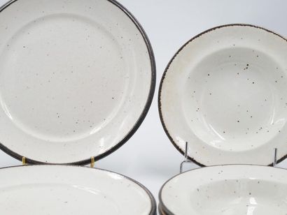 null JONSHON BROTHERS 
Set of four flat plates and four deep earthenware plates with...