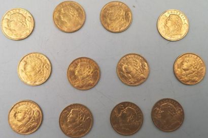 null Monnaies Etrangères - Or. 20 Francs Suisse. 12 pièces.
Vreneli. 1947.
Poids...