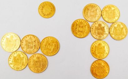 null 13 Monnaies Or. France.
12 pièces de 20 Francs Or, Napoléon III : 1862 BB, 1864...