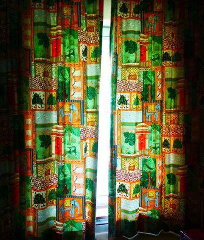 null Pair of printed cotton curtains with Indian design. 
Height: 268 cm (16 cm hem)
Width:...