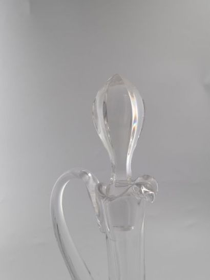null Set of two carafes and one carafon in glass and cut or engraved crystal.
H....
