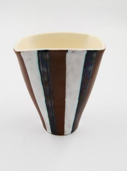 null ALSACE - Manufacture ELCHINGER :
Small glazed earthenware vase with brown, black...