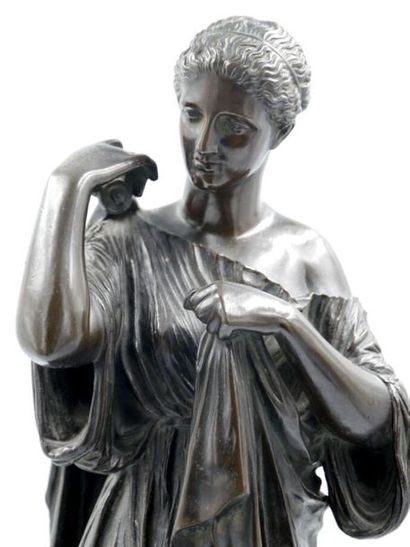 null Praxitèle (-395 JC - -330 JC) D'après,
Diane de Gabies 
Épreuve en bronze à...