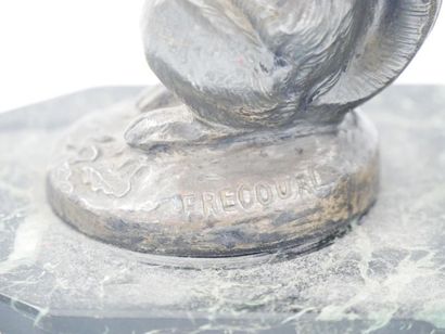 null Maurice FRECOURT (1890-1961)
Paire de serre- livres en bronze à patine sombre...