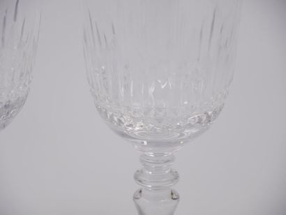 null Three cut crystal stemmed glasses including : 
- one champagne 
flute - one...