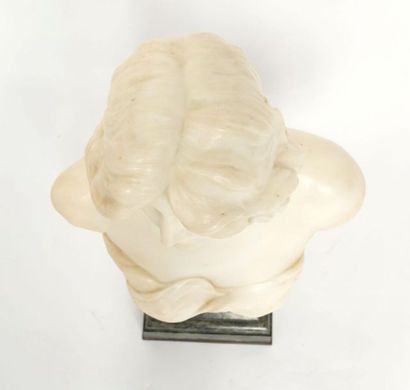 null School Late 19th - Early 20th century Draped

bust of a young woman Sculpture...