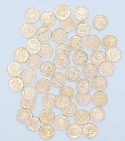 null 50 pieces of 20 Swiss francs Gold 1947.

Weight: 323.00 g.



Estimation and...