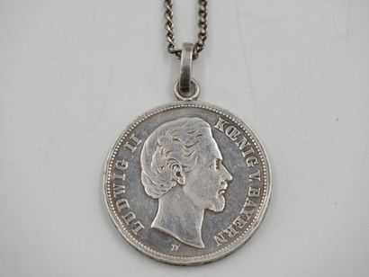 null Monnaie Allemande Bavière.
Ludwig II Koenig V.Bayern. Fünf Mark 1874. Argent.
Avers...