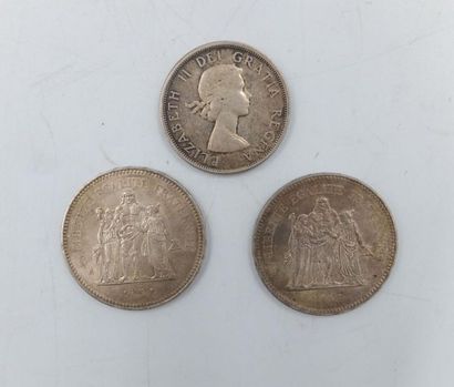 null 3 Monnaies Argent. France & Canada.
2-50 Francs Hercule, 1976 et 1978. Poids...