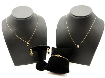 null YUNA, Paris

925 sterling silver and gold-plated set with two necklaces, a bracelet...