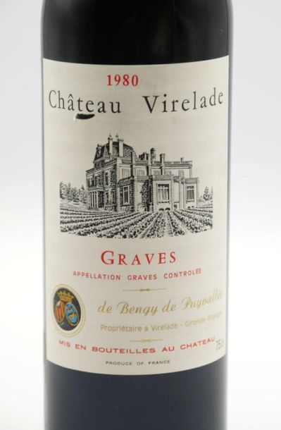 null Sept bouteilles de CHÂTEAU VIRELADE 
Graves, 1980 
Niveau variables

[Retrait...