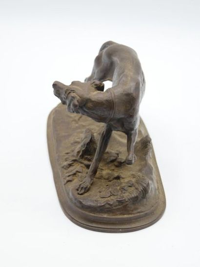 null Pierre-Jules MÈNE (1810-1879), D'après
Chien à l'affût 
Epreuve en bronze à...