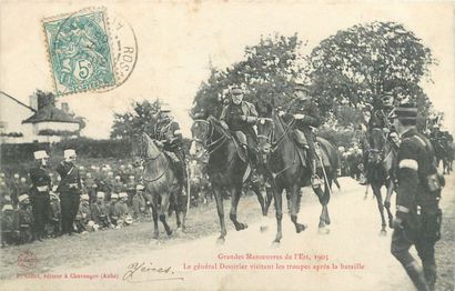 null 197 MILITARIA POSTCARDS: France & Germany. Including" French-German border at...