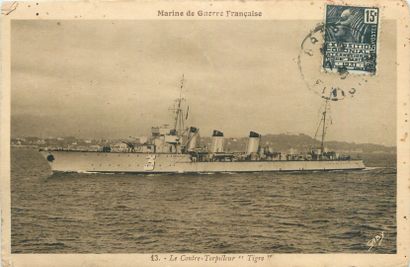 null 30 BOAT POST CARDS: 18cp-Military, 12cp-Civils and 2 Carnets-Normandie, one...