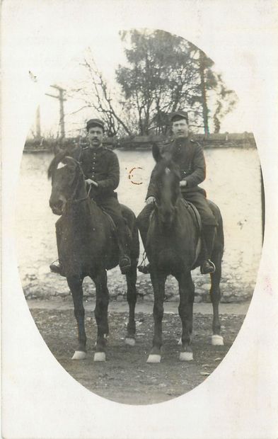 null 69 PHOTO CARDS MILITARIA: Located and/or to be Located. Of which" Annecy-Groupe,...