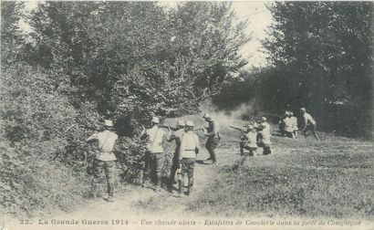 null 55 CARTES POSTALES MILITARIA : Divers Départements - 1ère Guerre & Divers. Dont"...