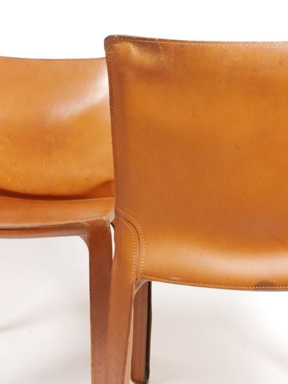 null 
Mario BELLINI (1935 - ) pour CASSINA Editeur,




Paire de chaises modèle 412...